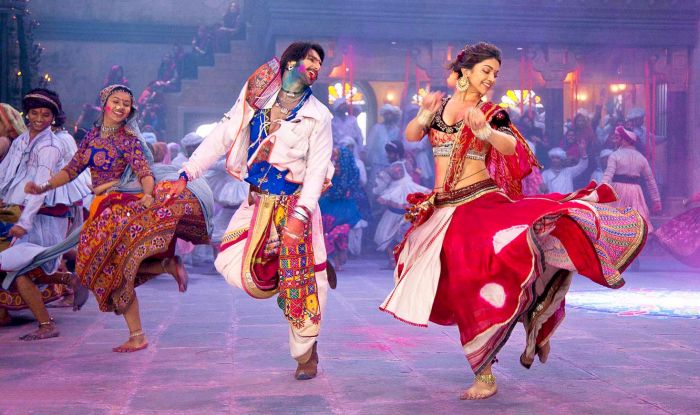 Garba as a Symbol of Unity: